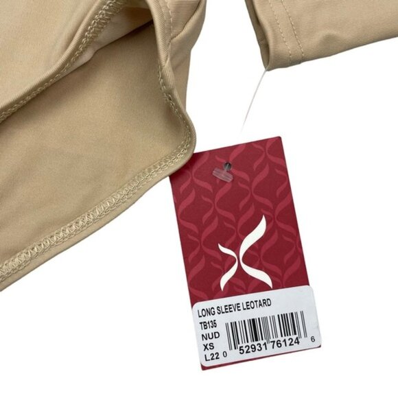 NWT CAPEZIO Team Basics Long Sleeve Leotard Sz XS Nude - Picture 3 of 4